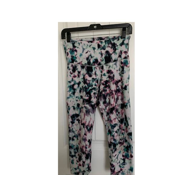 OLD NAVY ACTIVE GO-DRY MID RISE LEGGINGS, WOMENS, M, CROPPED, MULTICOLORED - Picture 1 of 10